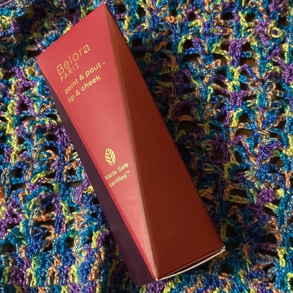 Bolero Paris Lioness Ruby Lip & cheek Tint with brush - Picture 2 of 4